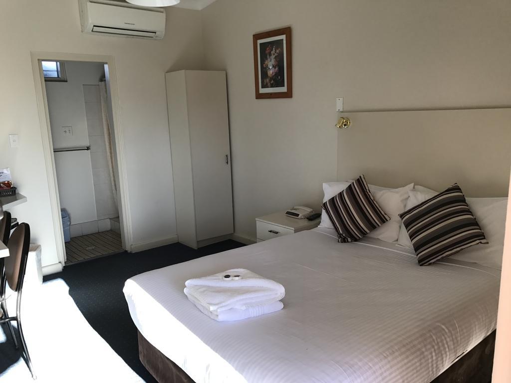 Orange Motor Lodge Bagian luar foto